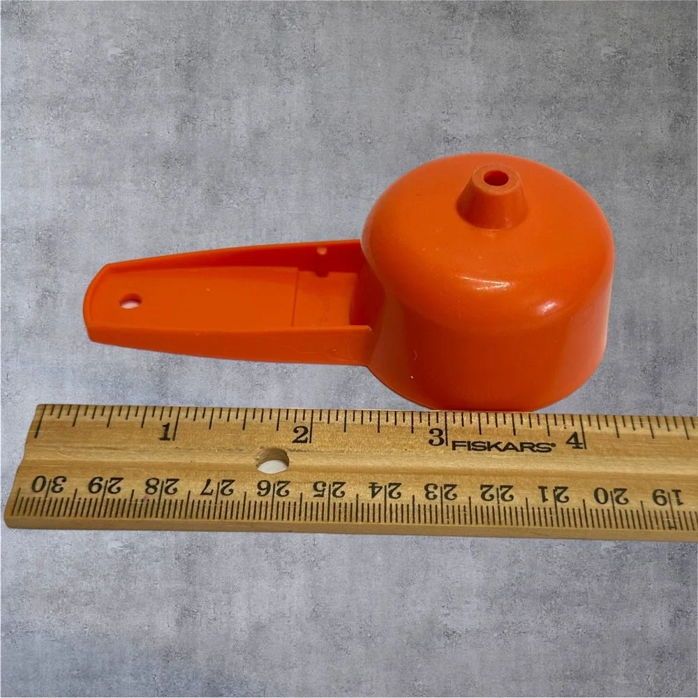 Tupperware‎ Funnel Kitchen Tool OS Orange Vintage Retro Textured Handle